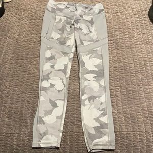 Athleta Medium TALL leggings